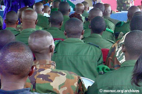 Officiers FARDC en séance de brassage