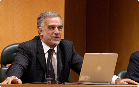 Luis Moreno Ocampo, procureur de la CPI