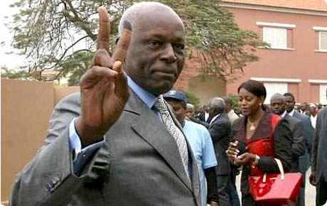 Eduardo Dos Santos, président angolais
