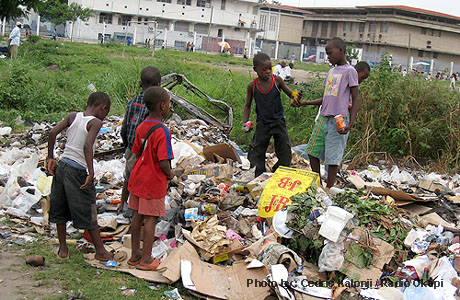 Une poubelle dans ville de Kinshasa